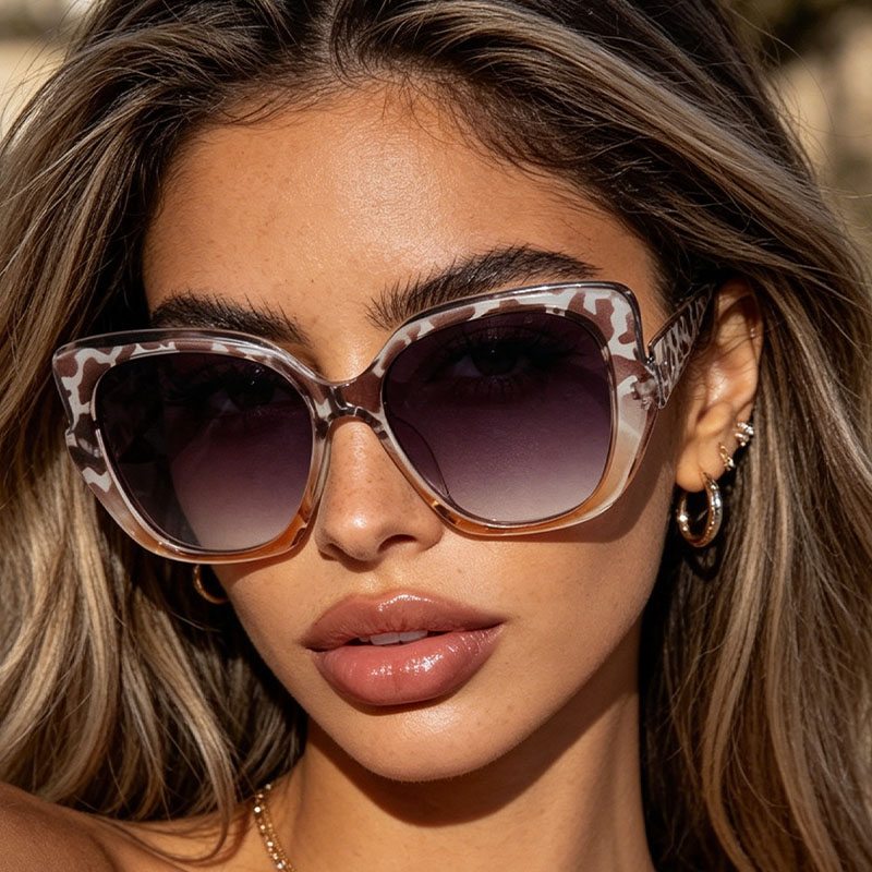 Gafas de Sol de Moda para Muje - Streetwear Brand With Eye reseña y precio