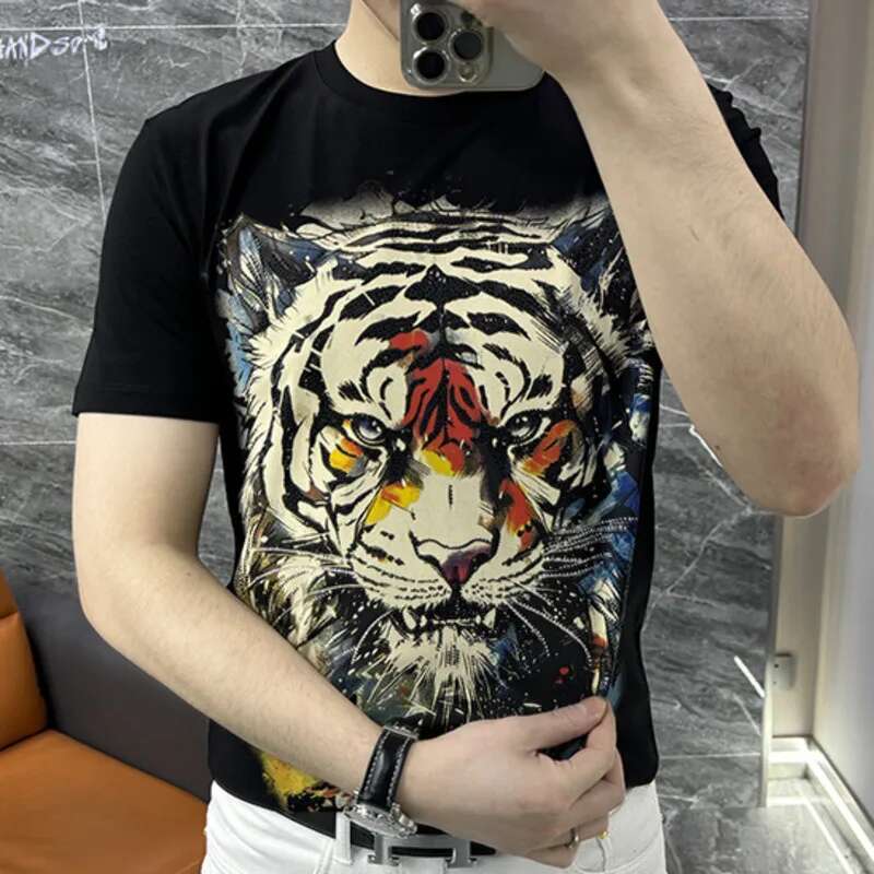 Camiseta de manga corta con ca - Streetwear Outfit Brand reseña y precio